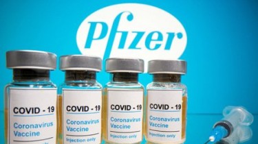 Литва получила 20-ю партию вакцины Pfizer – почти 100 тыс. доз