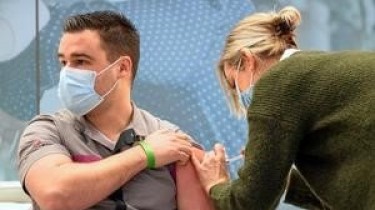 В Литве – 837 сообщений о побочных реакциях на вакцины за апрель (дополнено)