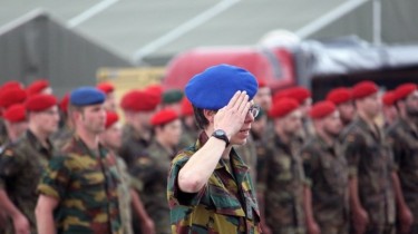 Министр обороны и главком ВС Бельгии посетят своих военных в Рукле