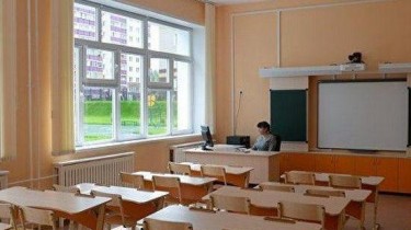 В Каунасе рекомендуется останавливать контактное обучение учеников начальных классов