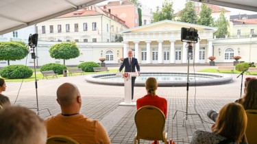 Гитанас Науседа подвел итоги второго года президентства, главный вопрос - пандемия COVID-19