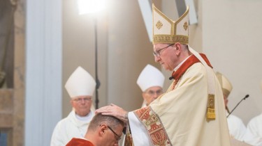Прелат В. Кулбокас посвящен в епископы в Вильнюсе