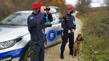 Литва выясняет с "Frontex" сообщения о групповых вытеснениях мигрантов с территории