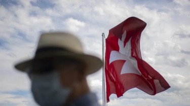Швейцарцы на референдуме проголосовали за введение ковидных сертификатов