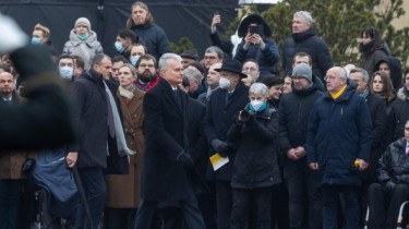 Президент - о поведении толпы на мероприятиях в память о 13 января: погибшие этого не заслуживают (добавлено)