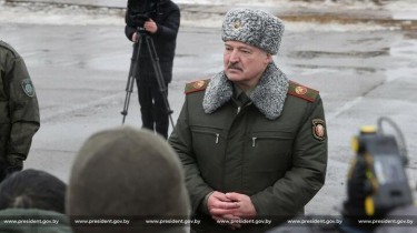 Лукашенко опять пригрозил Западу вечным президентством