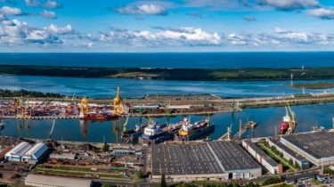 М. Скуодис: решение о запрете для судов РФ в морских портах согласуется с ЕС (дополнено)