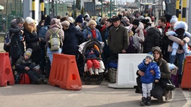 Протянуть руку страдающим