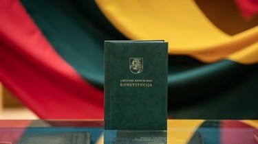 Сегодня вступают в силу новые поправки к Конституции Литвы