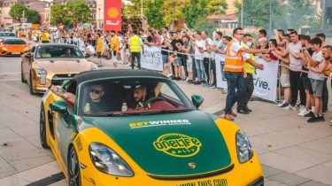 100 суперкаров в рамках крупнейшего авторалли OneLife Rally - в Риге (дополнено - видео)