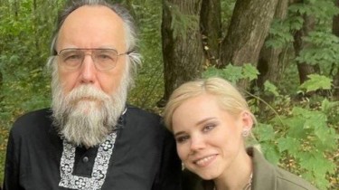 Дочь философа Дугина погибла при взрыве автомобиля в Подмосковье