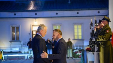 Президент Литвы выразил солидарность с Польшей и соболезнования