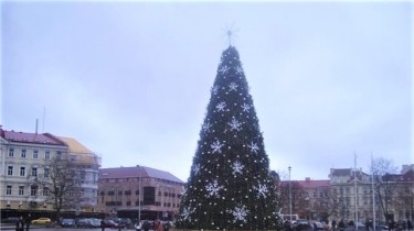 Главная елка страны 2010 года – на Кафедральной площади