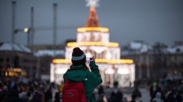 Вильнюс приглашает детей из Украины на праздник у елки на Кафедральной площади