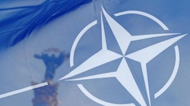 В НАТО назвали факторы, доказывающие подготовку РФ к длительной войне против Украины
