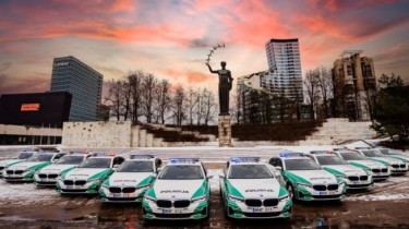 Полиции Литвы передано 12 автомобилей, приобретенных в связи с Вильнюсским саммитом НАТО