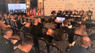 Анушаускас обсудил в Бухаресте возможные решения о блокировке судоходства в Черном море