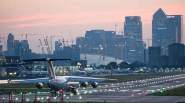 Lietuvos oro uostai ищет авиаперевозчика для рейсов между Вильнюсом и Лондон-Сити