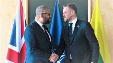 Глава МИД Литвы обсудил с британским коллегой готовность к саммиту НАТО