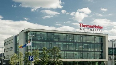 Литовская компания Thermo Fisher, чьи доходы и прибыль сократились, выплатила 1,6 млрд евро дивидендов