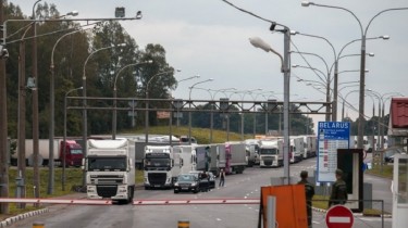 На границе Литвы с Беларусью – очередь в 1,4 тыс. грузовиков