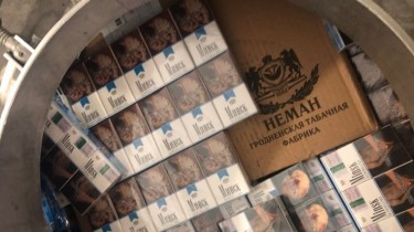 На КПП "Райгардас" задержана белорусская цистерна с 2 контрабандой сигарет на 2 млн евро