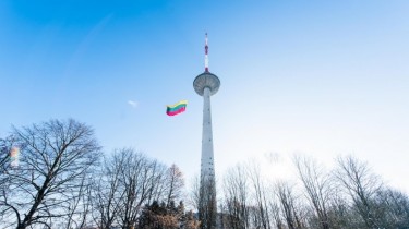 В декабре Вильнюсская телебашня будет освещена в цвета северного сияния