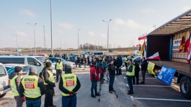 Протест польских фермеров на границе: проверяется часть грузовиков