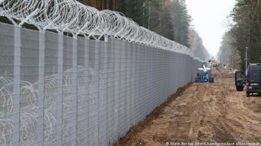 СОГГЛ:  на границе Литвы с Беларусью пограничники развернули четырех нелегальных мигрантов