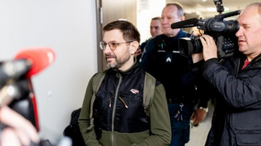 Суд присудил Антанасу Кандротасу более 700 евро в качестве компенсации от прокурора за поврежденный телефон