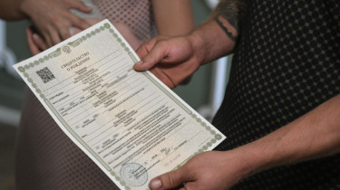 Кто восстановит свидетельство о рождении?