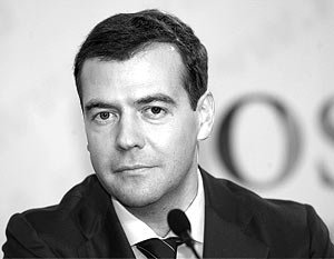 Астролог предсказал судьбу Медведева и России 