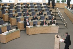 Отчет правительства Литвы: самореклама и никакой критики