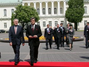 Ющенко не боится, что Россия будет претендовать на часть Украины