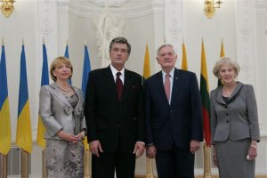 Подозрения: американская жена управляет Ющенко…