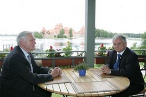Лех Качиньски опять с визитом в Литве