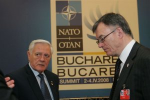 Президент Литвы встретился с вернувшимся из Грузии министром иностранных дел