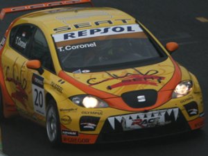 SEAT досрочно выиграл Кубок производителей WTCC