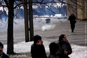 Сотрудники службы общественного порядка в Вильнюсе использовали слезоточивый газ