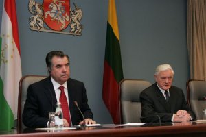В.Адамкус: Литва и Таджикистан будут развивать двустороннее сотрудничество