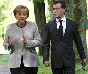 А.Меркель за укрепление сотрудничества НАТО с Россией и ООН  