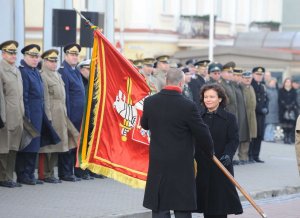 В Литве женщины более образованы, но в руководстве их гораздо меньше