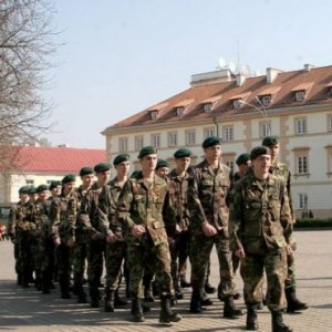 Армию Литвы пополнят новые воины-профессионалы