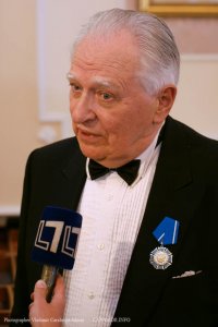 Российские Ордена Почета Донатасу Банионису и Саулюсу Сондецкису