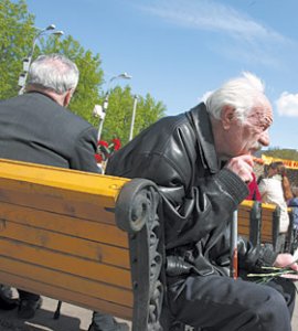 Литву критикуют за пенсионеров