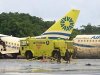Boeing 737 раскололся на три части: 130 пассажиров чудом спаслись