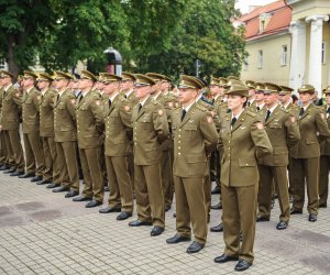 Первые офицерские звания - выпускникам Военной академии
