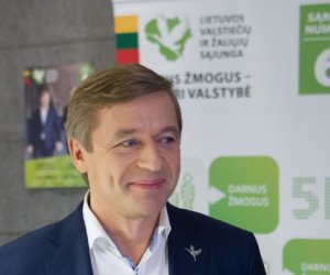На выборах в сейм Литвы лидируют Союз крестьян и зеленых и консерваторы