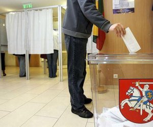 Началось досрочное голосование во 2-ом туре выборов в Сейм Литвы