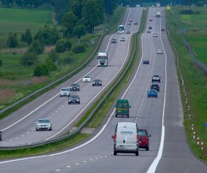 Для литовцев дорога на автомобиле в Россию стала длиннее